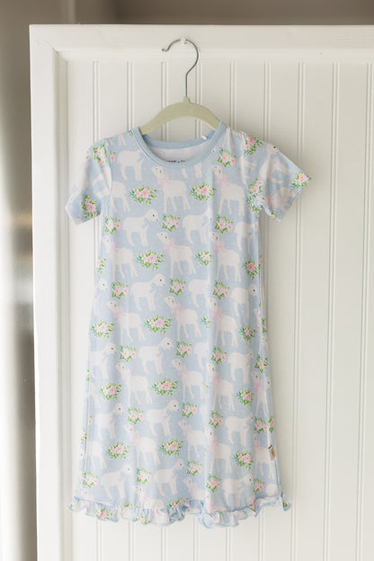 Easter Lambs Nightgown